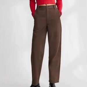Brown wide leg/ straight leg pants from Aritzia. Brand- Sunday Best. Size- 0